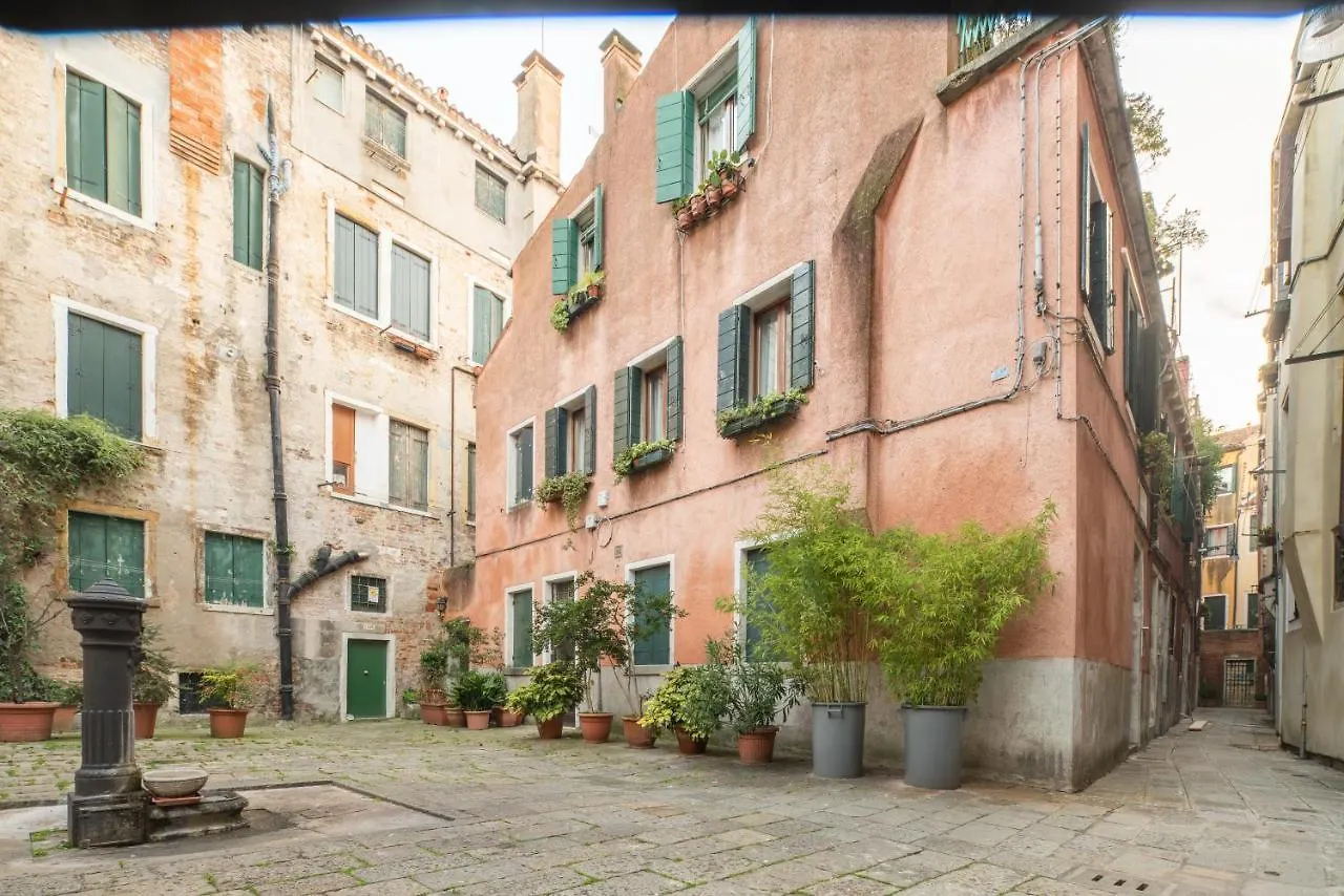 Casa Canal Venise Italie